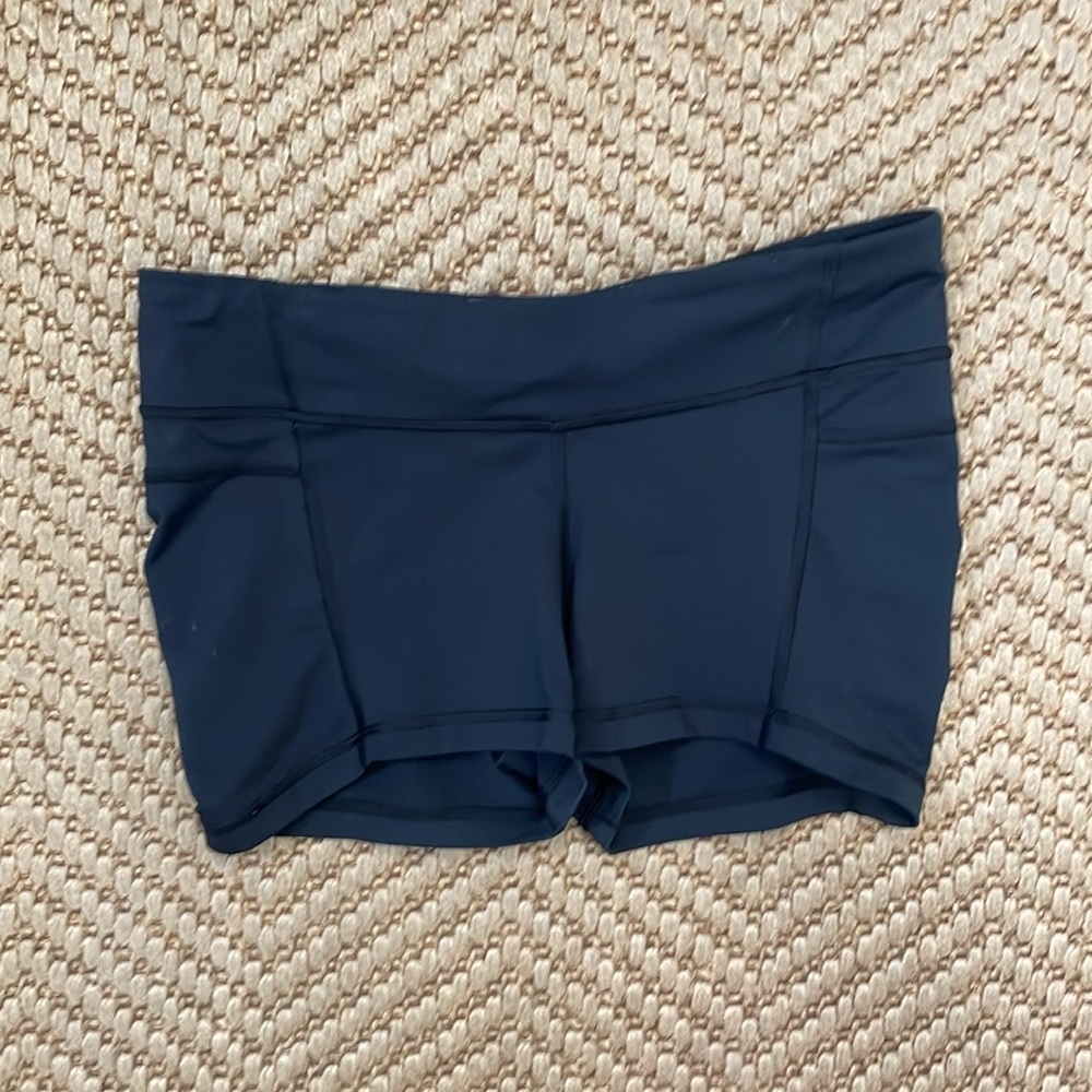 Lululemon - Classic Yoga Athletic Short Shorts - Black 8